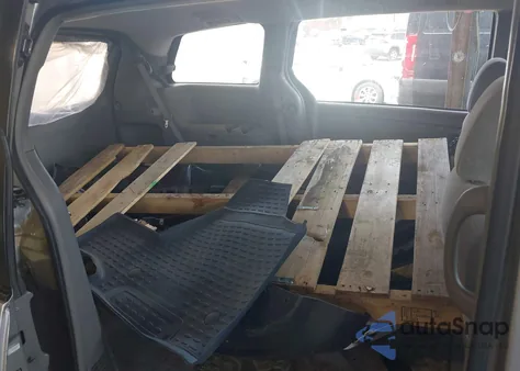 2008 Toyota Sienna Ce z USA, uszkodzony, nr VIN 5TDZK23C28S209977